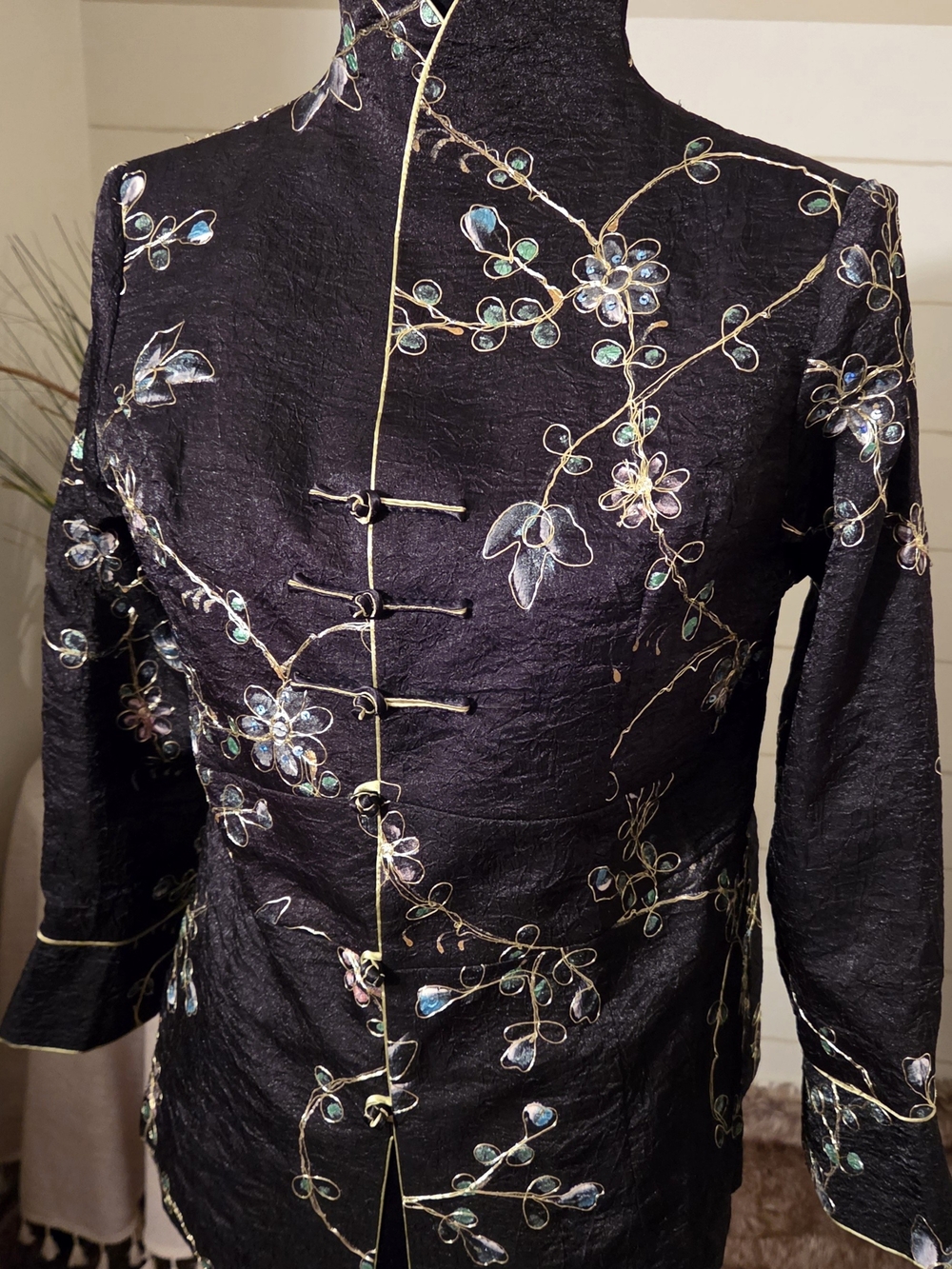 90s Vintage Black Silk Chinoiserie Floral Mandarin Cheong Jacket Shanghai Soho